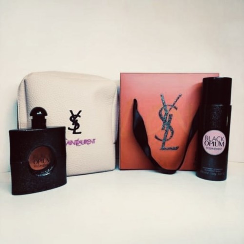 Yves Saint Laurent Black Opium EDP Parfüm Seti
